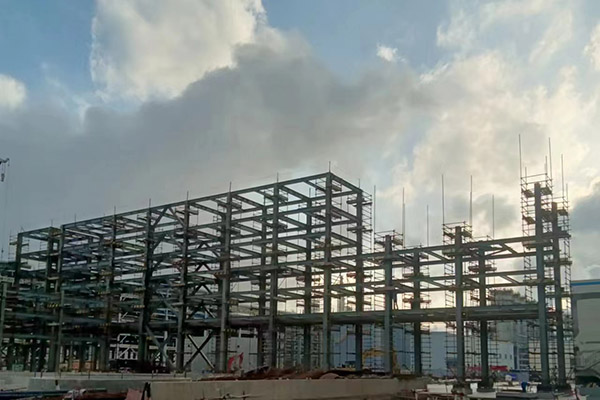 長春鋼結構廠房讓綠色工業(yè)建筑之路走得更遠
